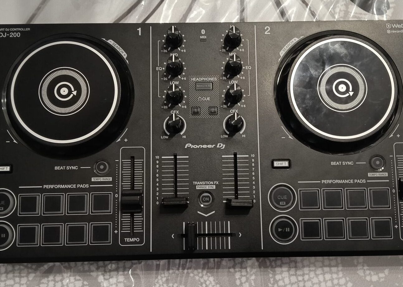 Pioneer DJ DDJ 200