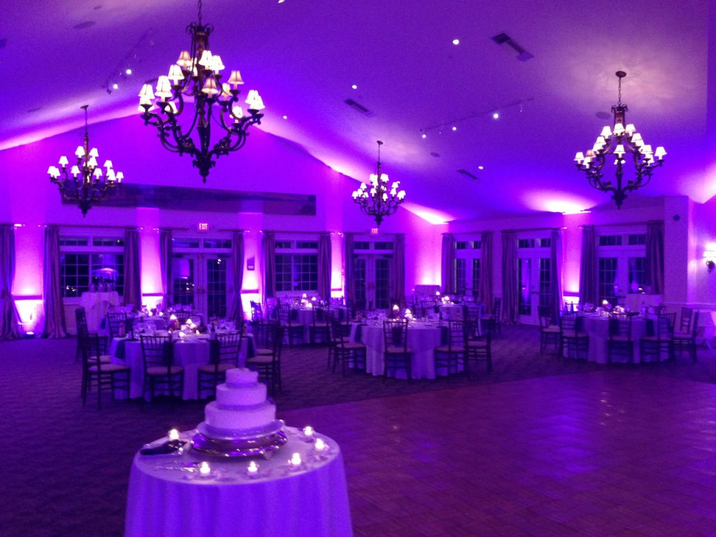 wedding-dj-up-lighting-the-riverhouse-2-1024x768[1]